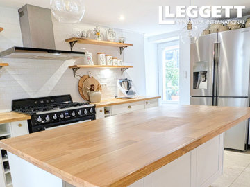 ahr0chm6ly9jzg4uagvzdglhlmltbw8vaw1hz2uvvevom