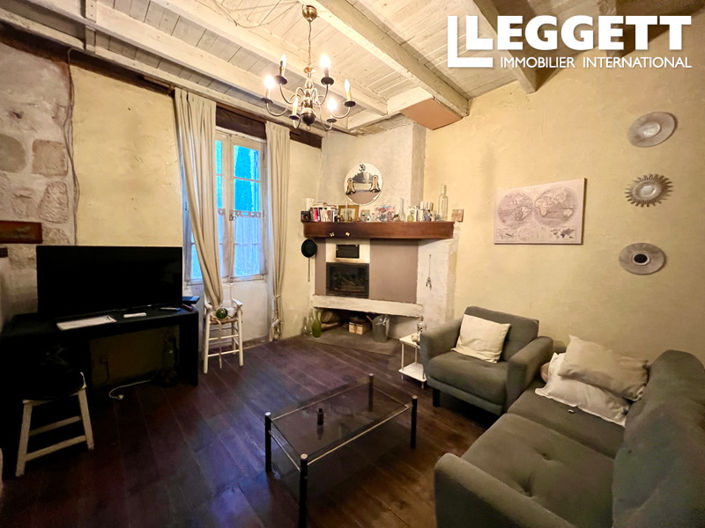 Image No.2-4 Bed House for sale