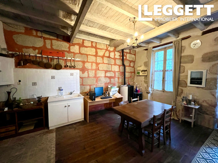 Image No.8-4 Bed House for sale