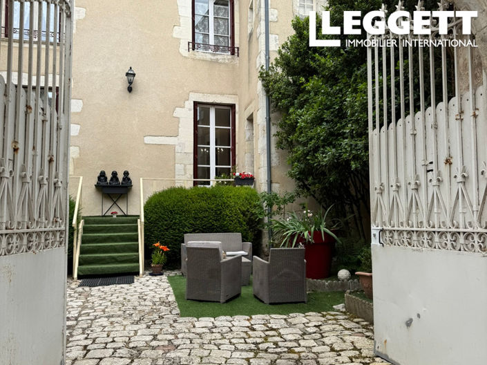 Image No.2-5 Bed House for sale