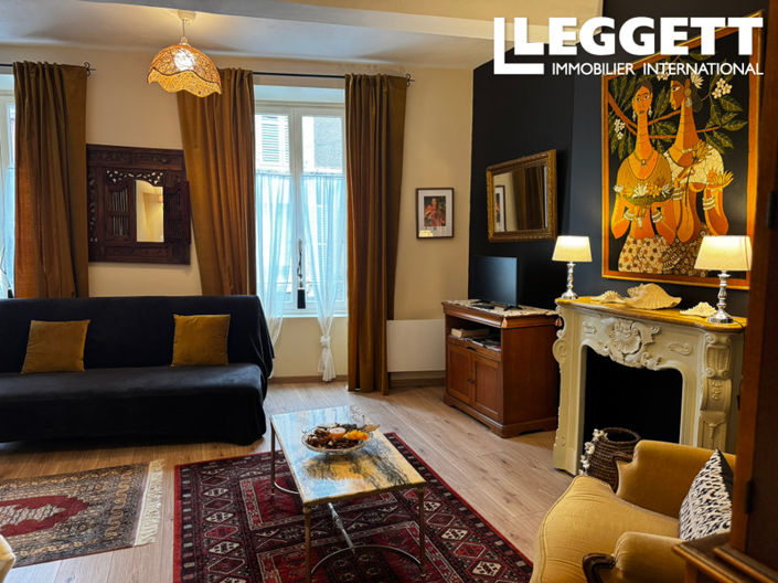 Image No.6-5 Bed House for sale