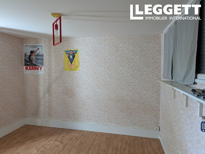 Image No.6-3 Bed House for sale