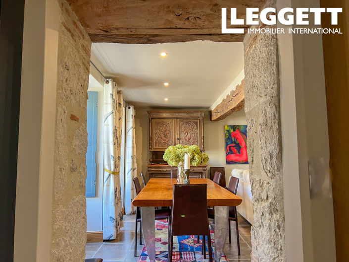 Image No.6-5 Bed House for sale