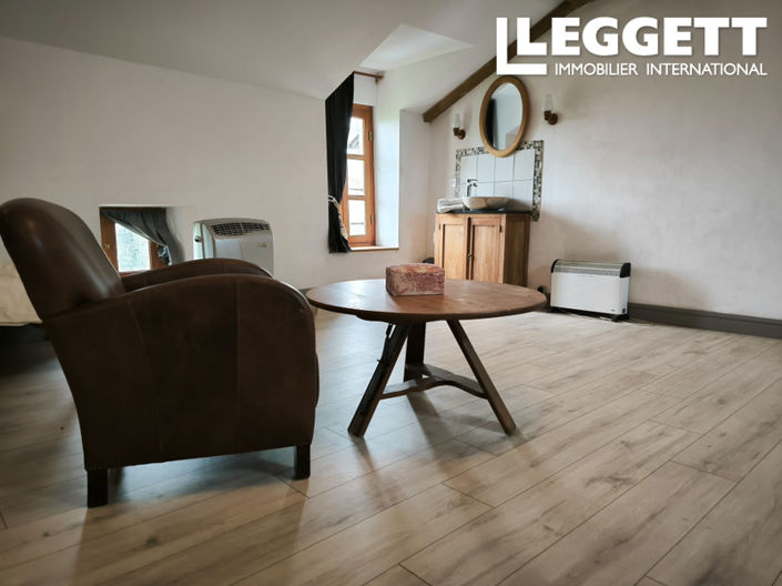 Image No.6-9 Bed House for sale