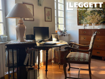 ahr0chm6ly9jzg4uagvzdglhlmltbw8vaw1hz2uvvevom