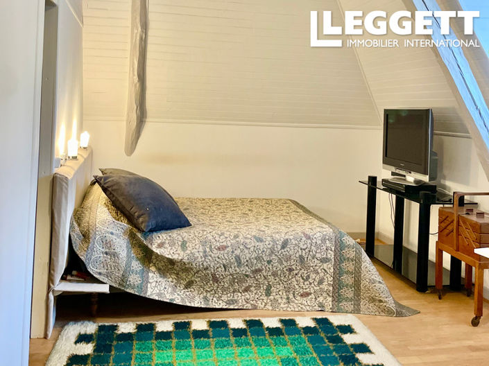 Image No.7-2 Bed House for sale