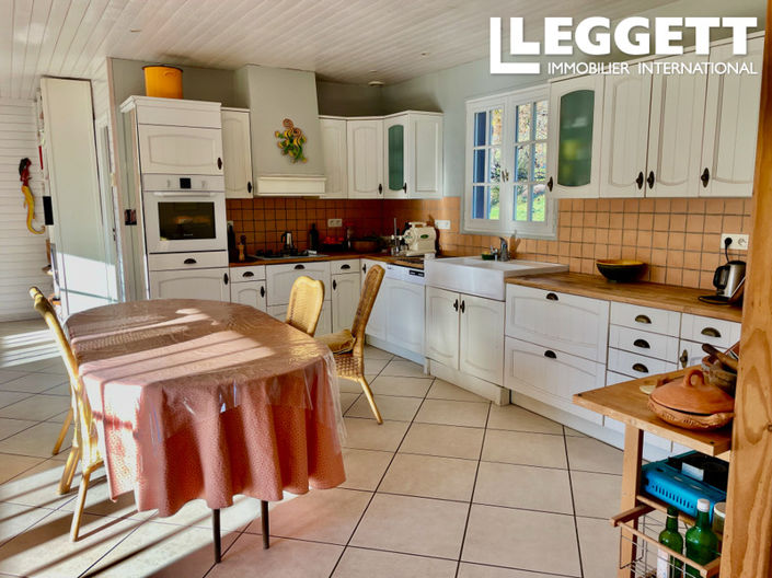 Image No.3-3 Bed House for sale