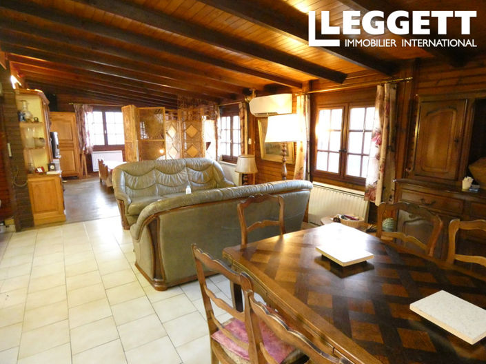 Image No.3-3 Bed House for sale