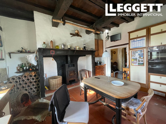 Image No.10-3 Bed House for sale