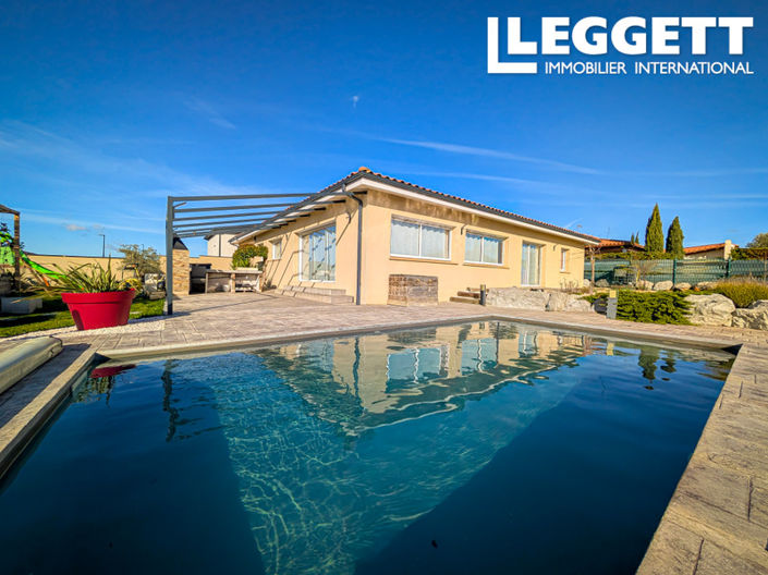 Image No.1-5 Bed House for sale