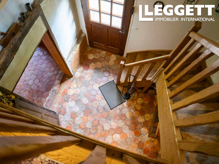 Image No.10-4 Bed House for sale