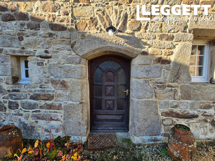 Image No.10-3 Bed House for sale