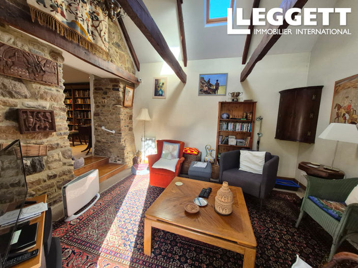 Image No.6-3 Bed House for sale