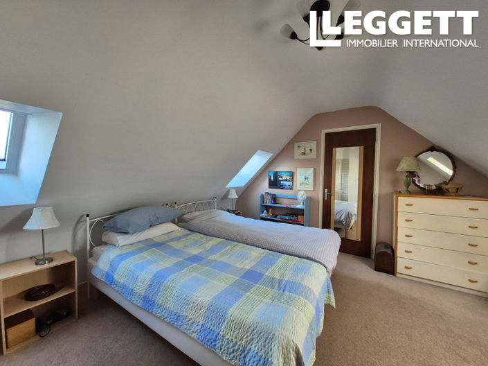 Image No.9-3 Bed House for sale