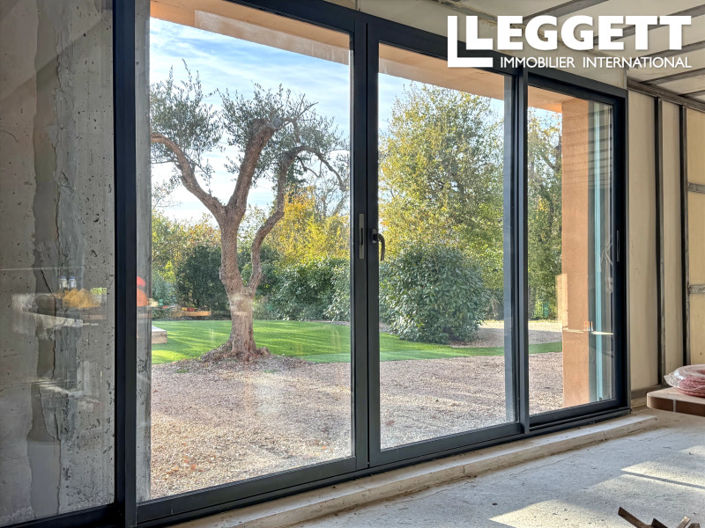 Image No.5-2 Bed House for sale