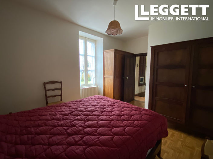 Image No.5-Maison de 4 chambres à vendre à Condat-Sur-Ganaveix