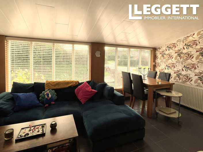 Image No.4-2 Bed House for sale