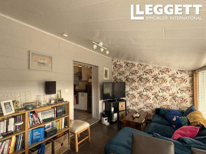 Image No.6-2 Bed House for sale