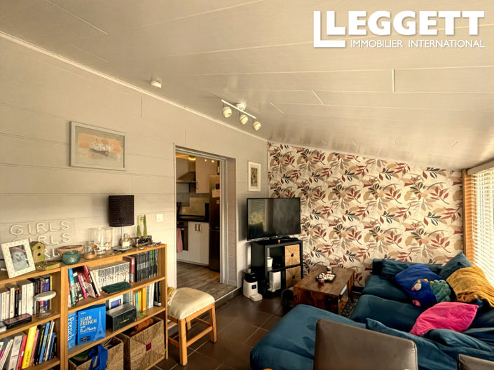 Image No.6-2 Bed House for sale