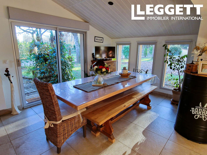 Image No.5-3 Bed House for sale