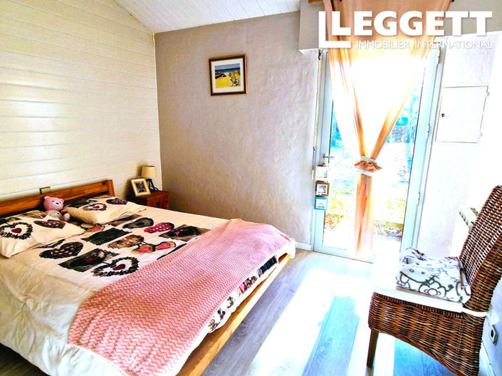 Image No.9-3 Bed House for sale