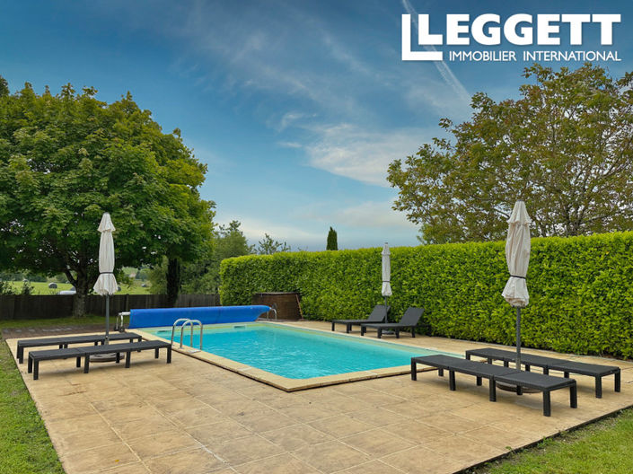 Image No.4-8 Bed House for sale