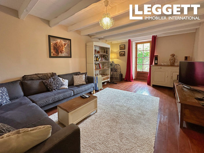 Image No.9-8 Bed House for sale