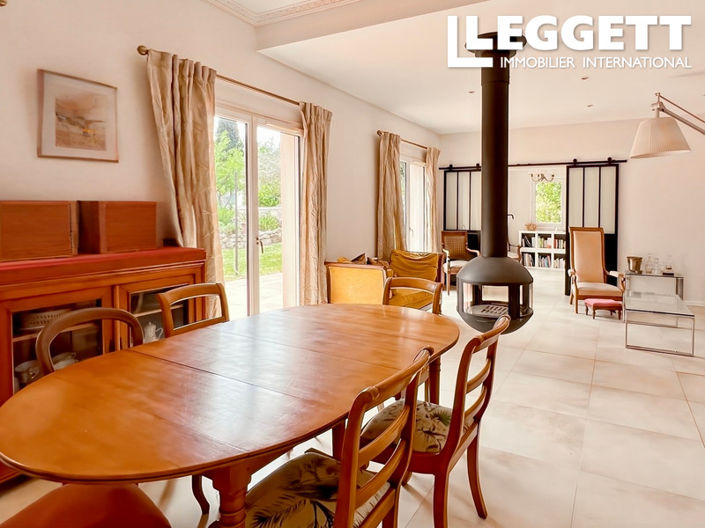 Image No.4-5 Bed House for sale