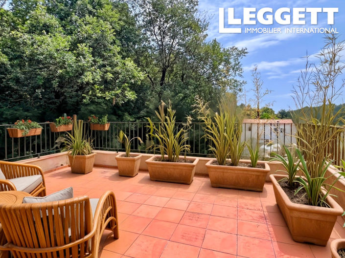 Image No.5-5 Bed House for sale