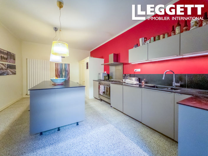 Image No.5-7 Bed House for sale