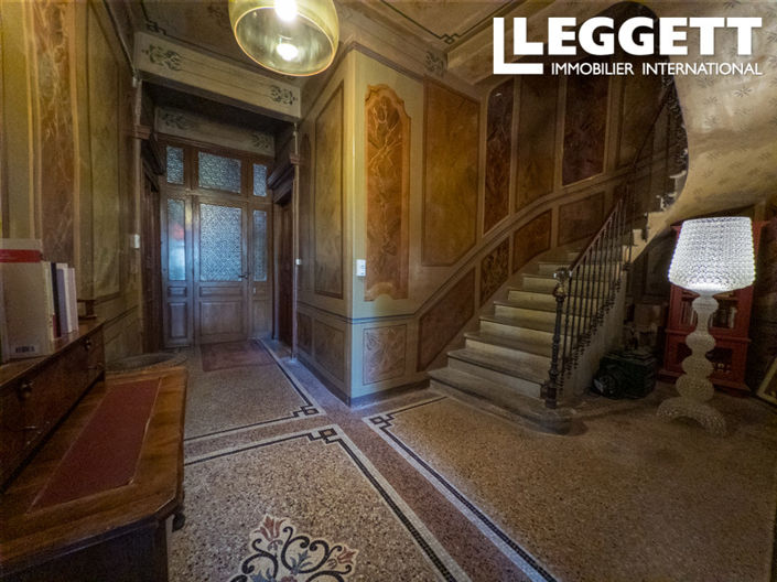 Image No.6-7 Bed House for sale