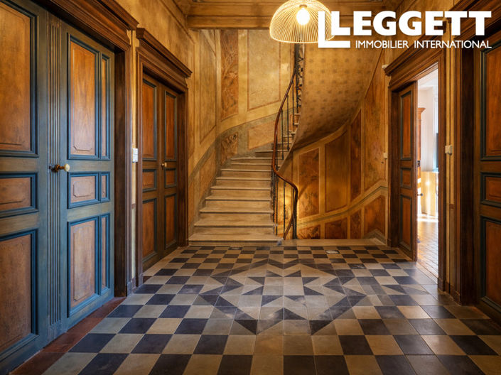 Image No.6-7 Bed House for sale