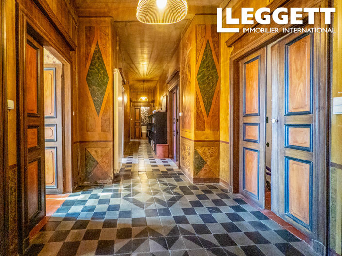 Image No.9-7 Bed House for sale