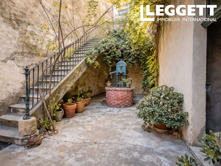 Image No.9-7 Bed House for sale