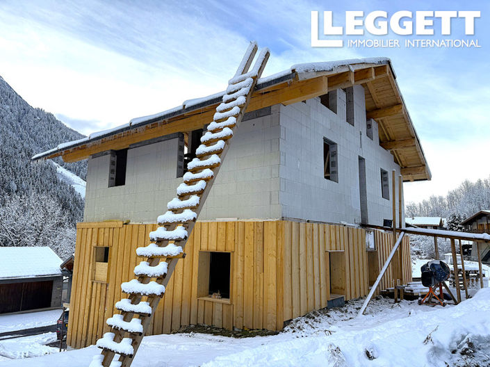 Image No.3-3 Bed House for sale