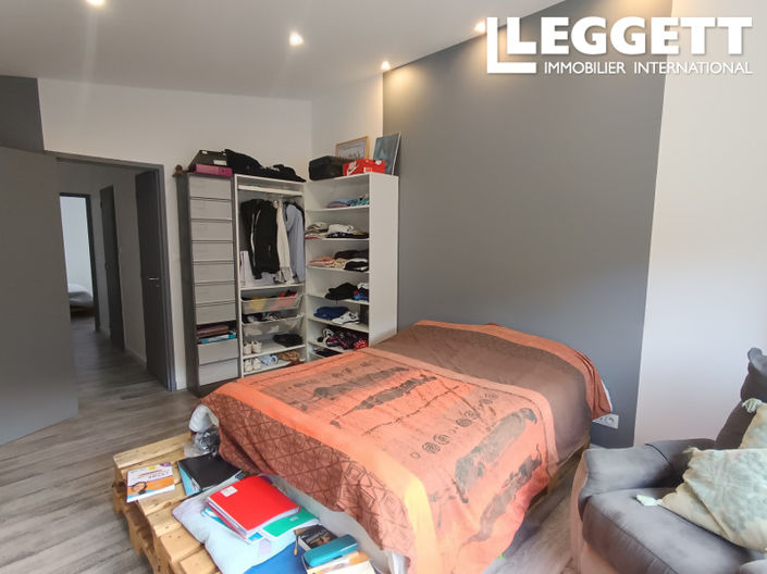 Image No.6-3 Bed House for sale