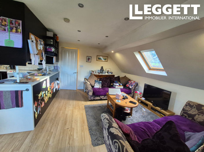 Image No.9-2 Bed House for sale