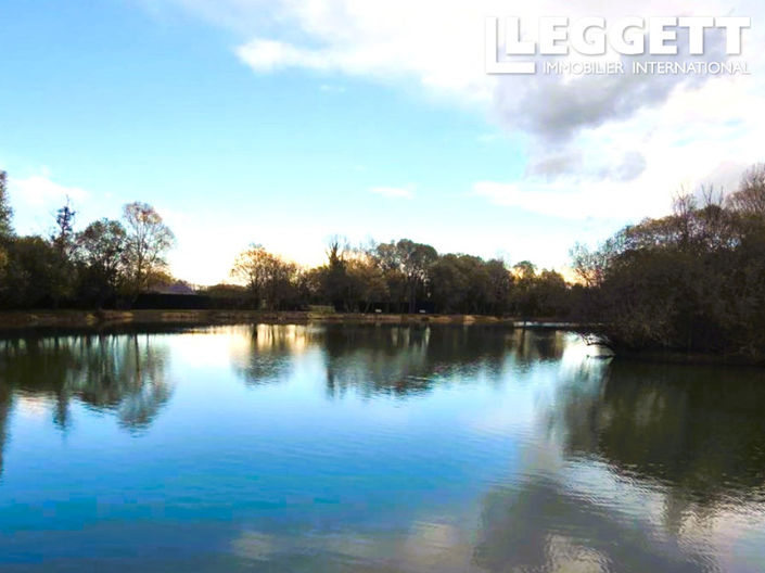 Image No.1-6 Bed Land for sale