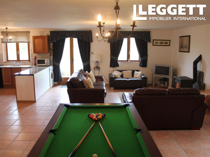 Image No.5-6 Bed Land for sale