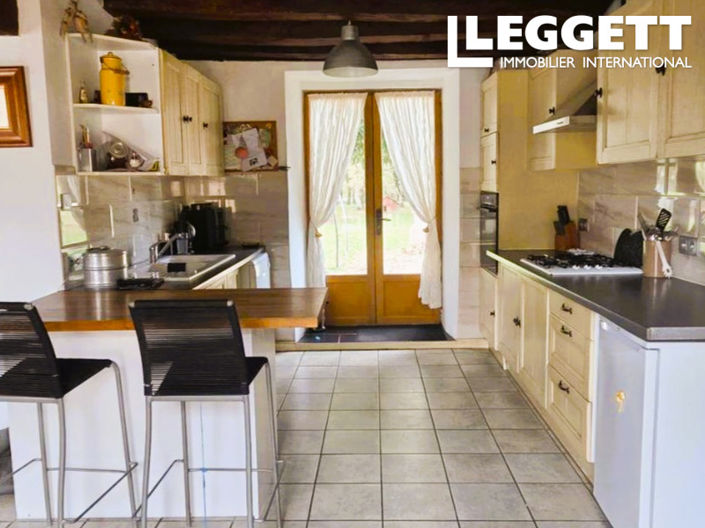 Image No.7-6 Bed Land for sale