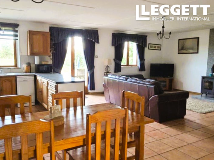 Image No.9-6 Bed Land for sale