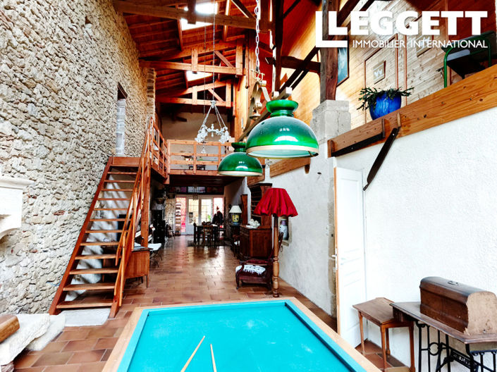 Image No.10-5 Bed House for sale