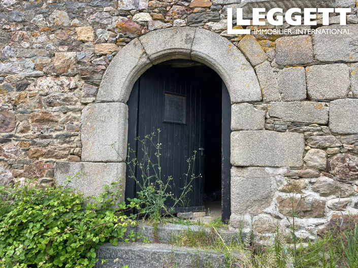 Image No.9-2 Bed House for sale