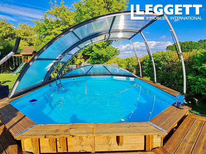 Image No.9-5 Bed House for sale