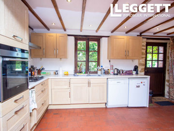 ahr0chm6ly9jzg4uagvzdglhlmltbw8vaw1hz2uvvevom