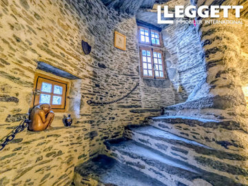 ahr0chm6ly9jzg4uagvzdglhlmltbw8vaw1hz2uvvevom