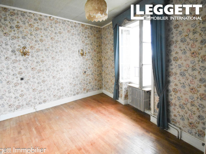 Image No.8-3 Bed House for sale