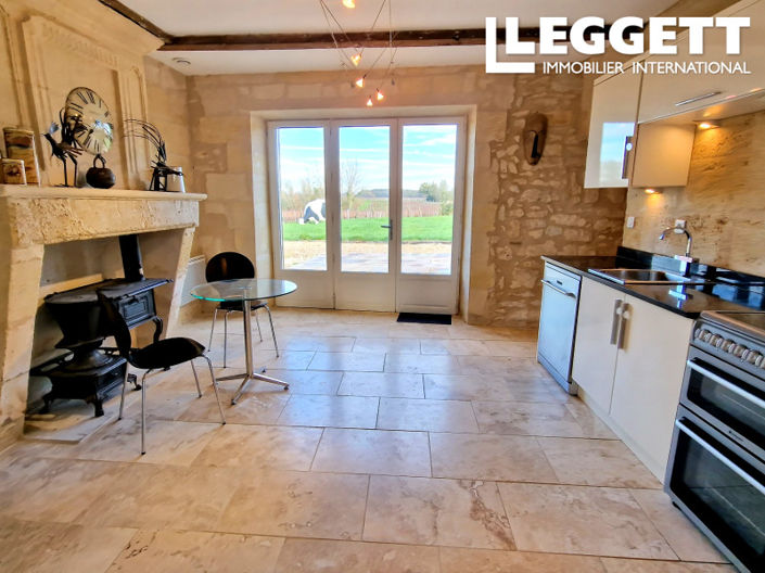 Image No.10-7 Bed House for sale