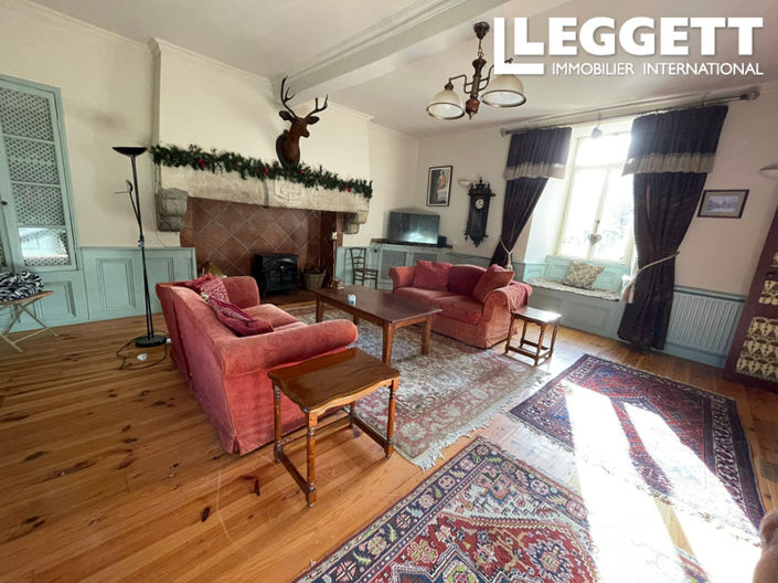 Image No.5-5 Bed House for sale