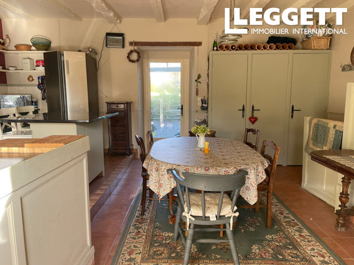 Image No.6-5 Bed House for sale